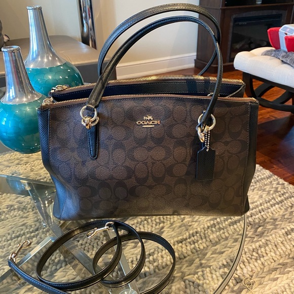 Coach handbag/ crossbody - Picture 2 of 10